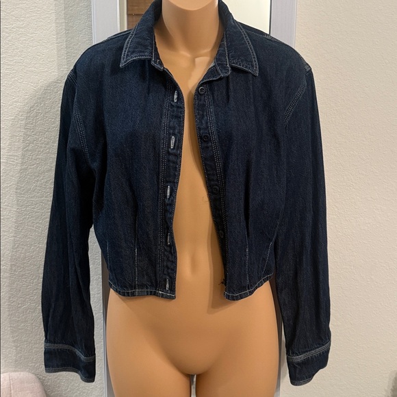 Madewell Blue Cropped Jean Jacket - Picture 2 of 5